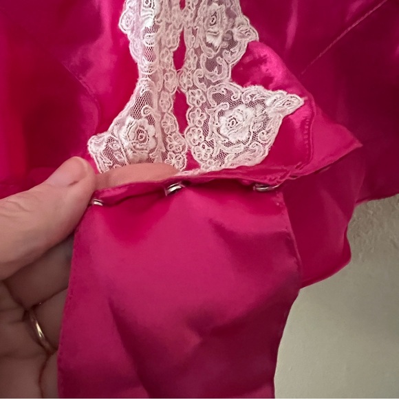 vintage Victoria's Secret Gold Label fuchsia satin teddy white lace trim ruffles - Picture 5 of 14